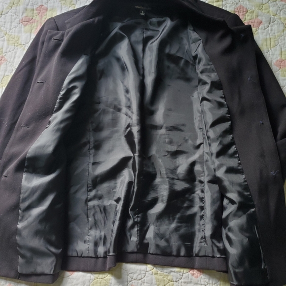 Chic Button-up - Picture 5 of 6